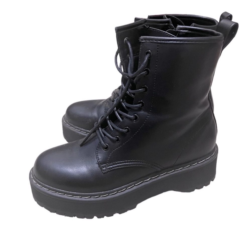 Basille Black Steve Madden Combat Lace Boots